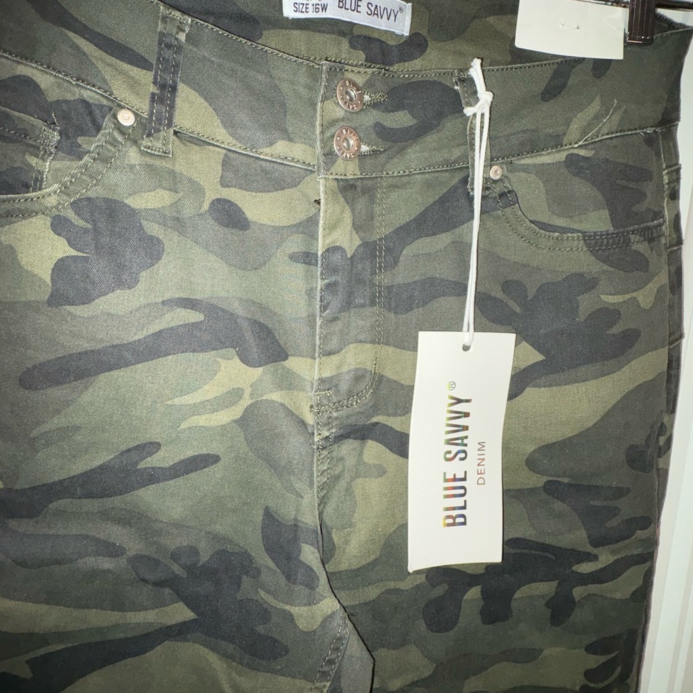 Camouflage Straight-Leg Pants - Picture 10 of 10